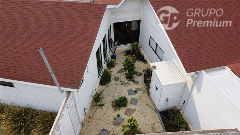 VENDO PARCELA CON MODERNA CASA, AMPLIOS ESPACIOS, TAMBILLLOS - Imagen 19