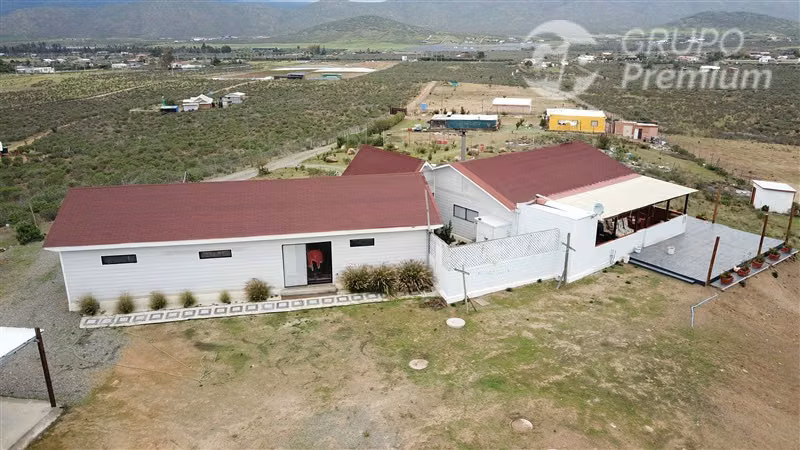 VENDO PARCELA CON MODERNA CASA, AMPLIOS ESPACIOS, TAMBILLLOS - Imagen 22