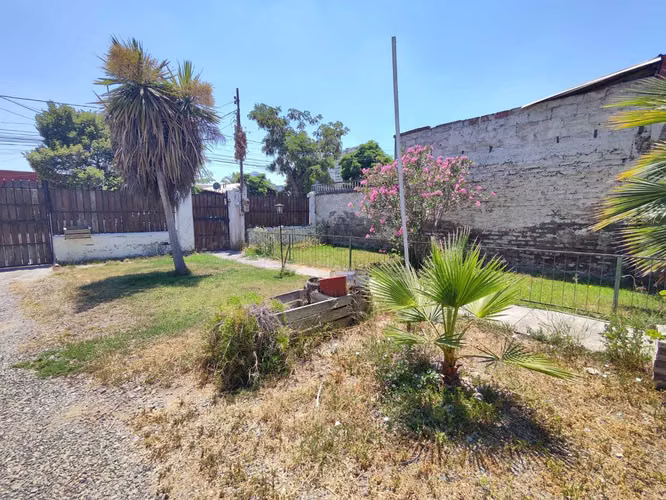 CASA CON GRAN TERRENO PARA PROYECTO  (162509)