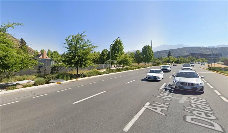 Terreno Construcción de 1.103M2 en arriendo en La Dehesa