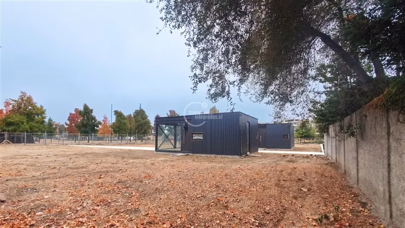 Sitio de 1.103M2 en arriendo en La Dehesa
