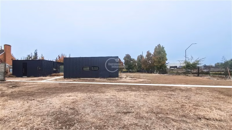 Terreno Construcción de 1.101M2 en arriendo en La Dehesa