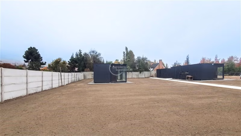 Terreno Construcción de 1.086M2 en arriendo en La Dehesa