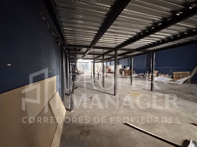 Bodega 421m2 con Patio 500m2 Av. OHiggins, Chillan