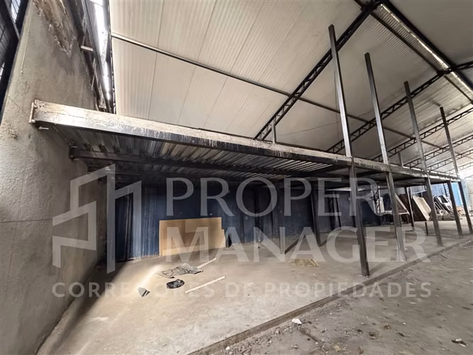 Bodega 421m2 con Patio 500m2 Av. OHiggins, Chillan