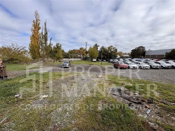 Bodega 421m2 con Patio 500m2 Av. OHiggins, Chillan