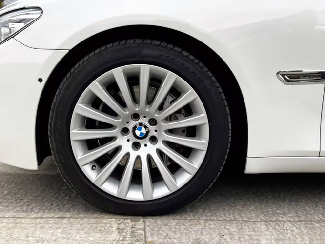 BMW 740 ACTIVE HYBRID 7 3.0 2014