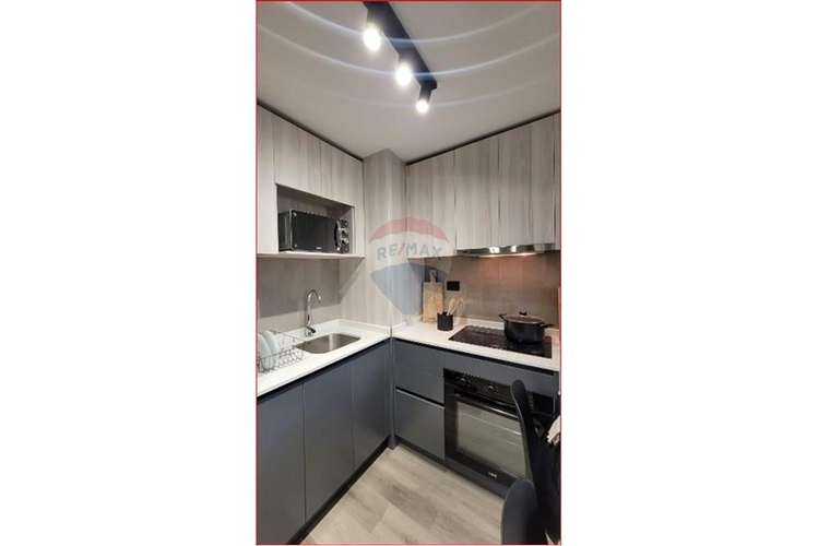 Proyecto edificio own - Imagen 28