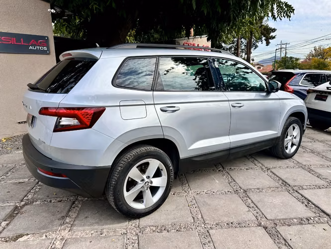SKODA KAROQ 1.4 TURBO AMBITION  2021