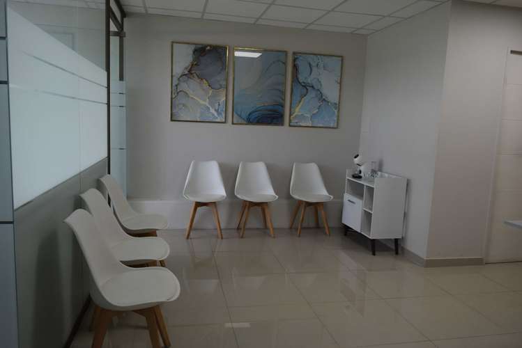 Clinica Dental equipamiento de primer nivel (162523)