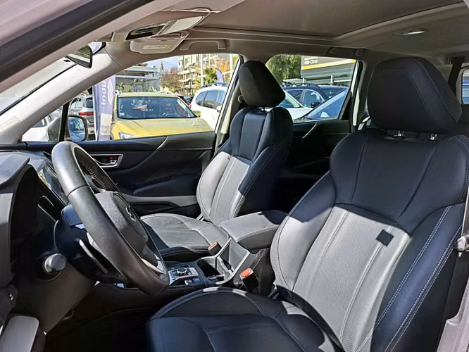 SUBARU FORESTER 2025