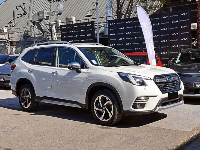 SUBARU FORESTER 2025