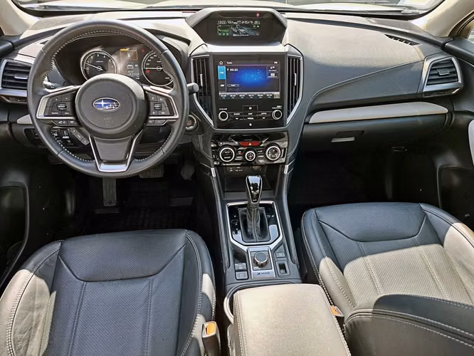 SUBARU FORESTER 2025