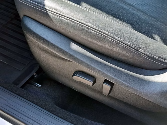 SUBARU FORESTER 2025