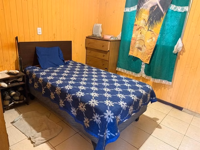 Se vende parcela 7.430 m2 con casa en Pelarco