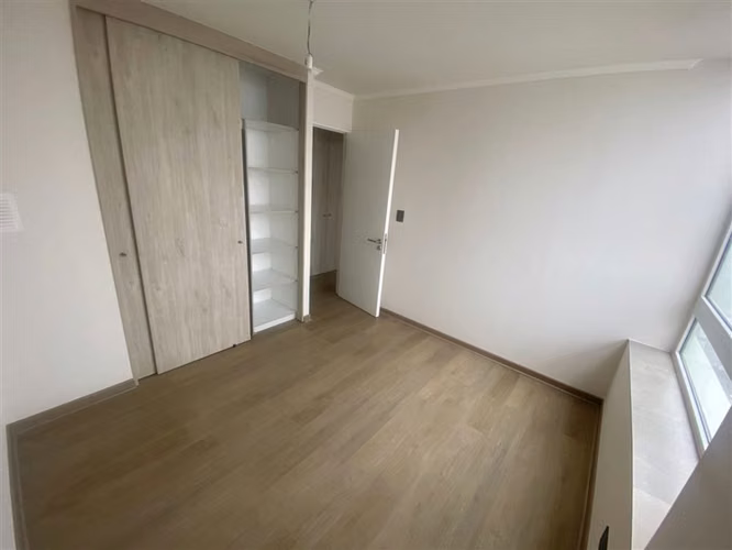 Departamento en arriendo de 2 dorm. 2 baños frente a UTAL