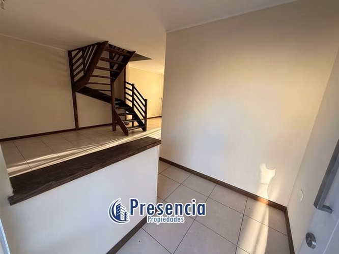 SE VENDE CASA SECTOR LA FLORIDA FLORES DE PUCARA TALCA