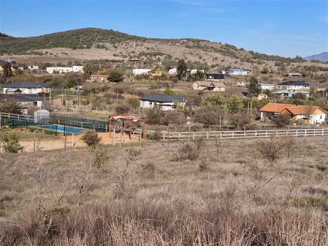 Venta de Parcela Pencahue,fundo El Peral Psje Los Quillayes