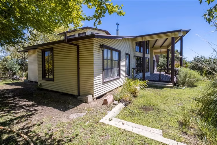 Parcela con casa en Pencahue