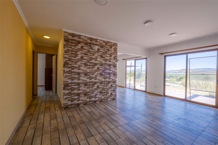 Casa en parcela de 5000 mt2 en Pencahue