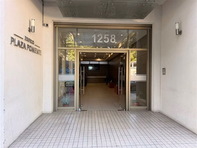 VENDEMOS OFICINA EN CENTRO DE TALCA- EDIFICIO PLAZA PONIENTE