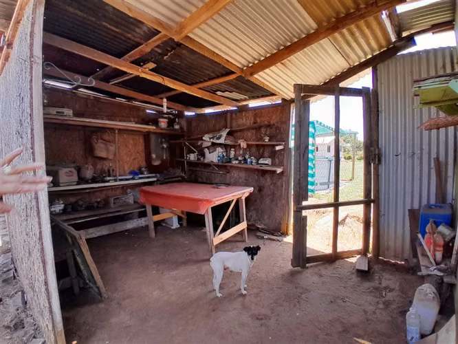 Se Vende parcela de 6800 m, con casa de 3 dorm. y 1 baño