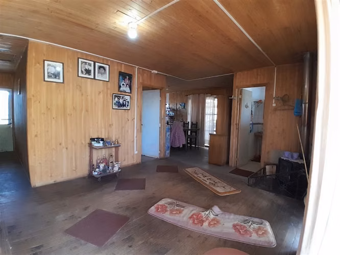 Se Vende parcela de 6800 m, con casa de 3 dorm. y 1 baño
