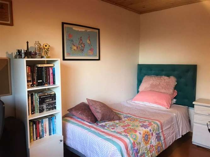 Hermosa casa en venta-Linares 3 dorm. 2 baños 5 estacionam