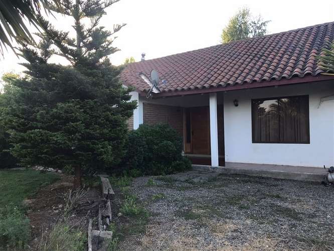 Hermosa casa en venta-Linares 3 dorm. 2 baños 5 estacionam