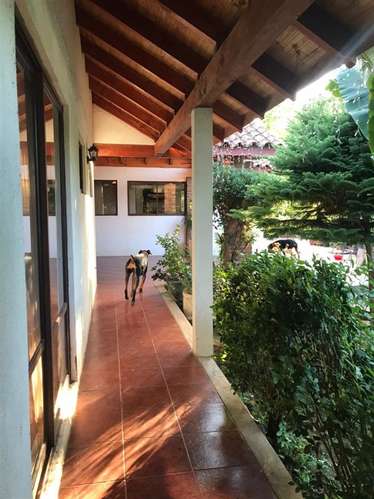 Hermosa casa en venta-Linares 3 dorm. 2 baños 5 estacionam