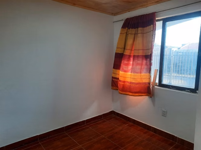 CASA DISPONIBLE PARA ARRIENDO O VENTA EN LINARES