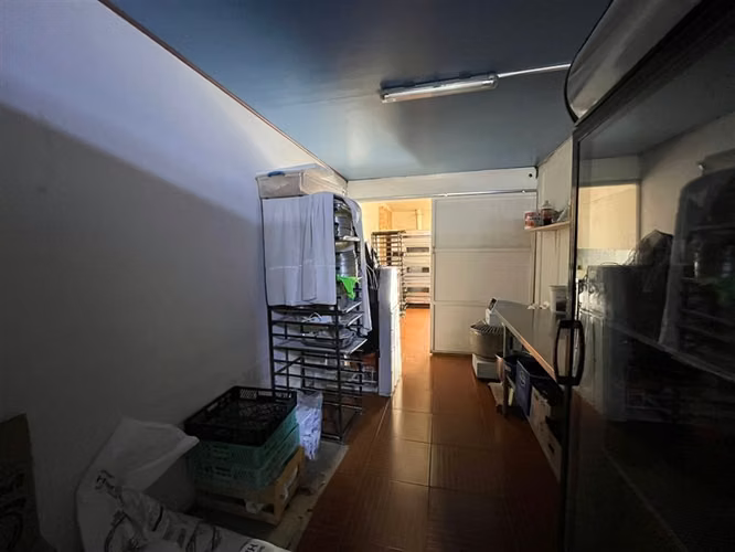 Casa 2 pisos + Local Comercial equipado - Doña Ignacia III