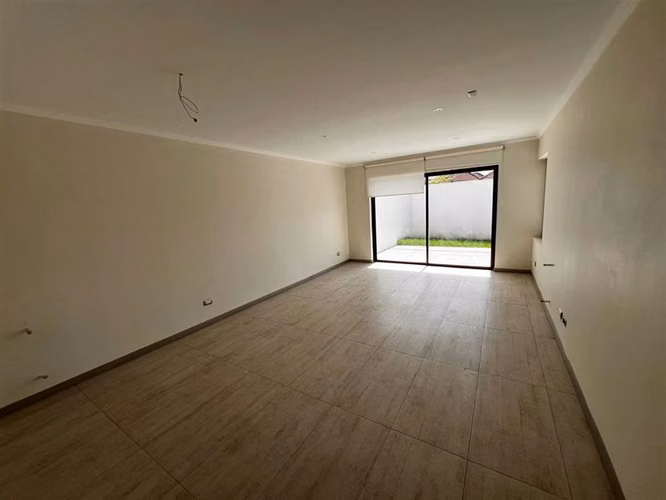 ARRENDAMOS MODERNA Y EQUIPADA CASA EN LAS RASTRAS TALCA