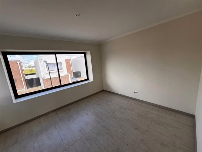 ARRENDAMOS MODERNA Y EQUIPADA CASA EN LAS RASTRAS TALCA