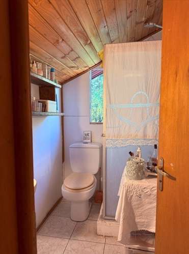 AMPLIA CASA DISPONIBLE PARA VENTA O ARRIENDO EN RARI, COLBÚN