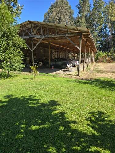 AMPLIA CASA DISPONIBLE PARA VENTA O ARRIENDO EN RARI, COLBÚN