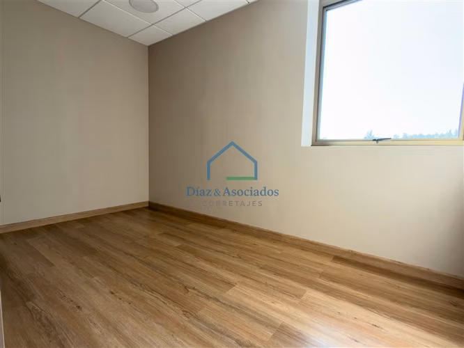 Oficina en arriendo en Polo Comercial Paseo Hacienda.