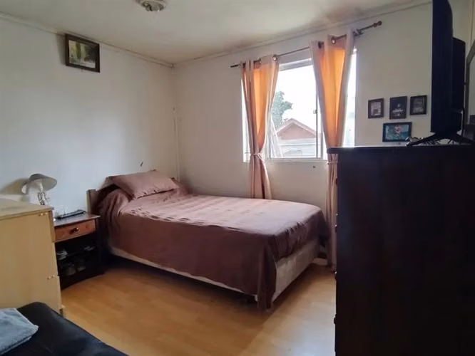 Se Vende cómoda y segura casa, ubicada en 20 Oriente