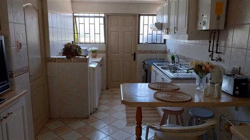 ¡Oportunidad única! Se vende comoda casa en Condominio Quint