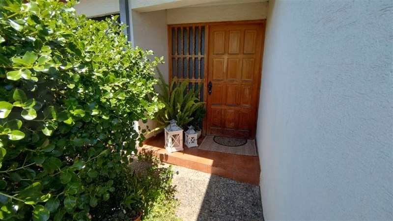 ¡Oportunidad única! Se vende comoda casa en Condominio Quint