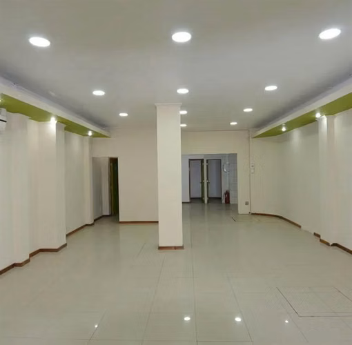 EN ARRIENDO LOCAL COMERCIAL CENTRO DE TALCA 5 OTE 1 Y 2 SUR