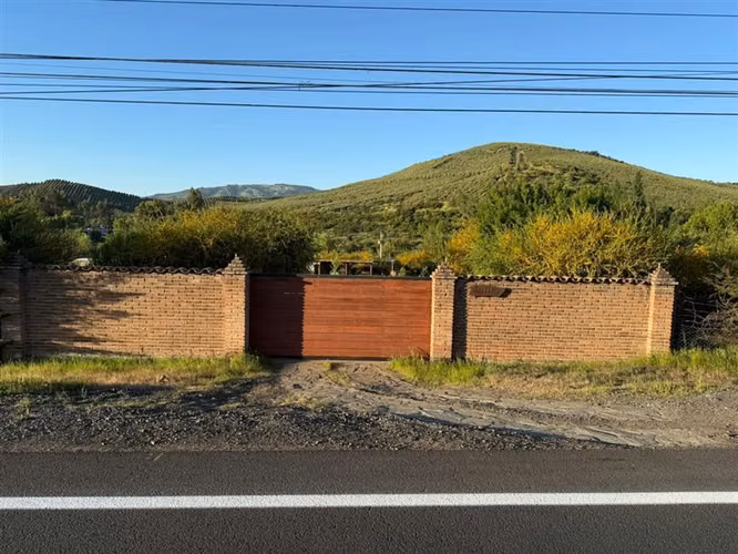 HERMOSA Y EQUIPADA PARCELA CON CASA EN PENCAHUE - RUTA K60