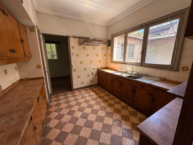 PROPIEDAD COMERCIAL EN ARRIENDO EN PLENO CENTRO DE TALCA
