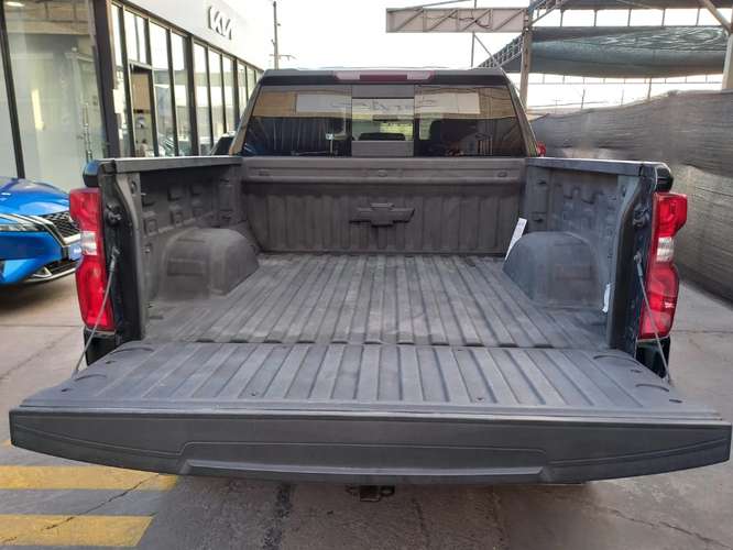 Chevrolet Silverado 5.3 LT TRAILBOSS Z71 4X4 AT 4P 2022 - Imagen 7