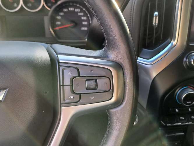 Chevrolet Silverado 5.3 LT TRAILBOSS Z71 4X4 AT 4P 2022 - Imagen 20