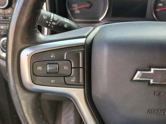 Chevrolet Silverado 5.3 LT TRAILBOSS Z71 4X4 AT 4P 2022 - Imagen 18