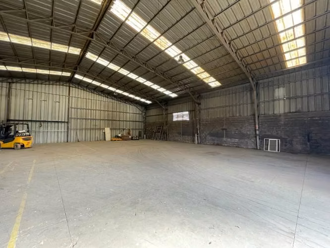 ARRIENDO BODEGA 576 MT2 CAMINO INTERNACIONAL VIÑA