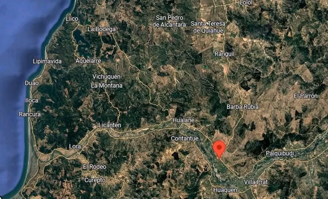 PARCELA 1 HECT. CON 4 CASAS GALPON Y ARBOLES FRUTALES  HUALAÑE