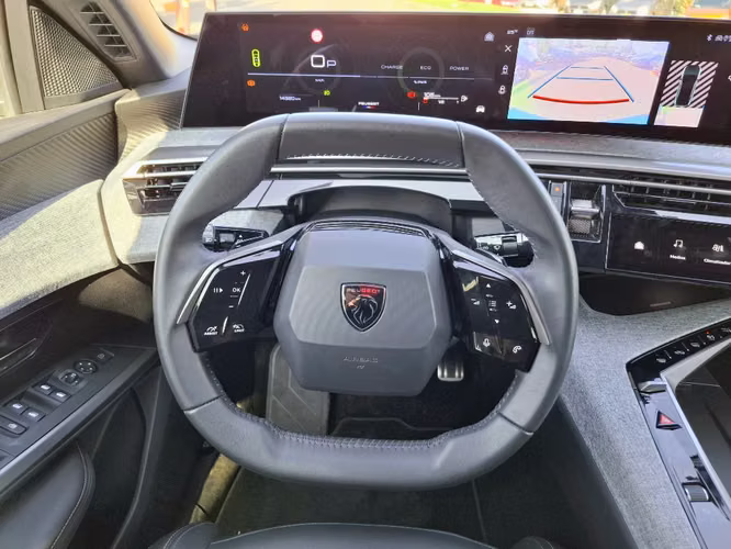 Peugeot New 3008  1.2 PREMIERE MHEV 4X2 136 EDCT AT 5P 2025
