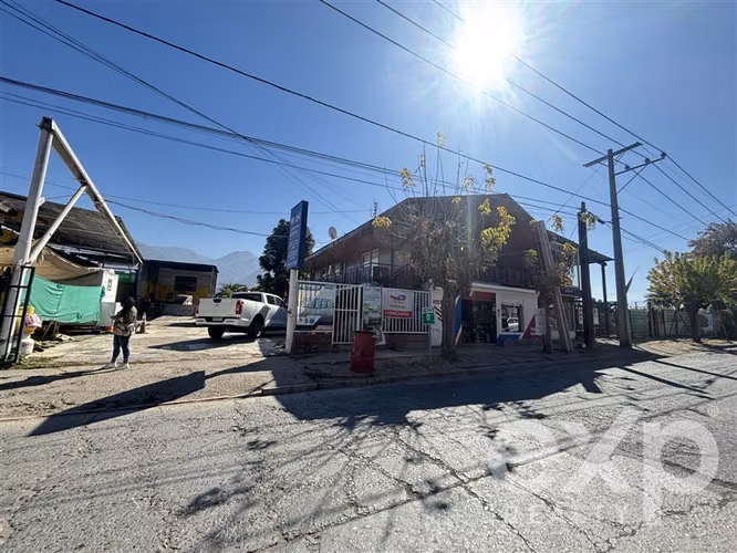 Local Comercial en venta en Catemu